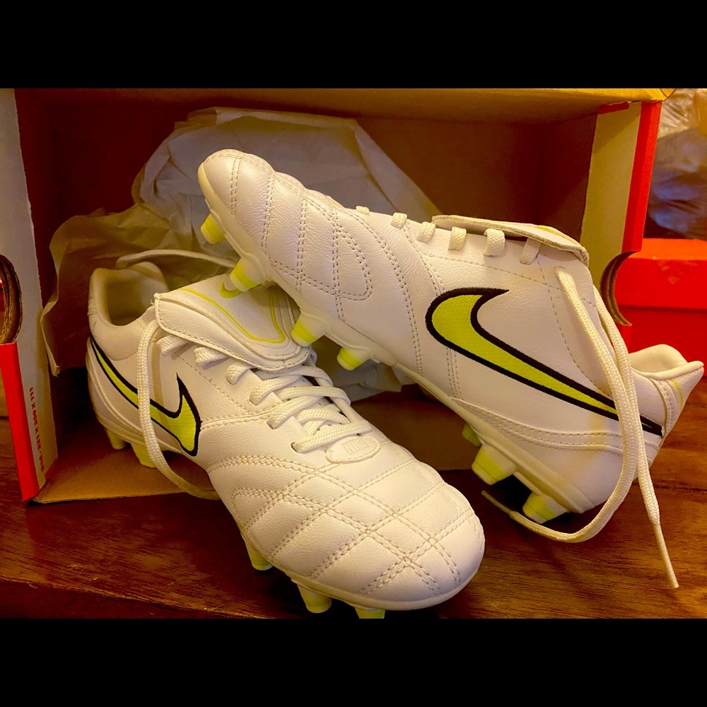 Woman cleats